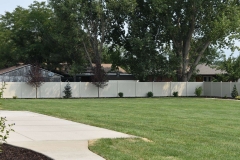 project007_tan-privacy-vinyl-fence-murray_12
